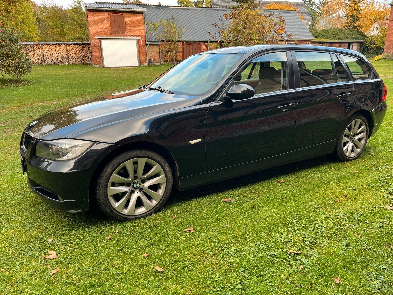 BMW 320