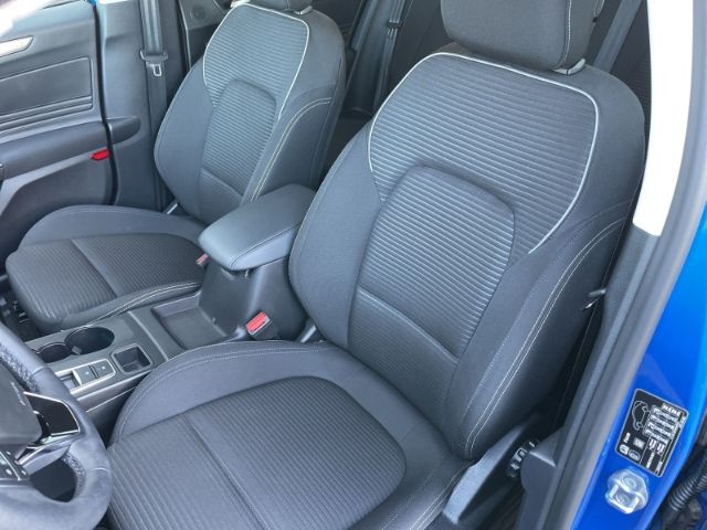 Fahrzeugabbildung Ford Focus 1.5 EcoBlue Lim. Titanium X Autom. AHK, Na