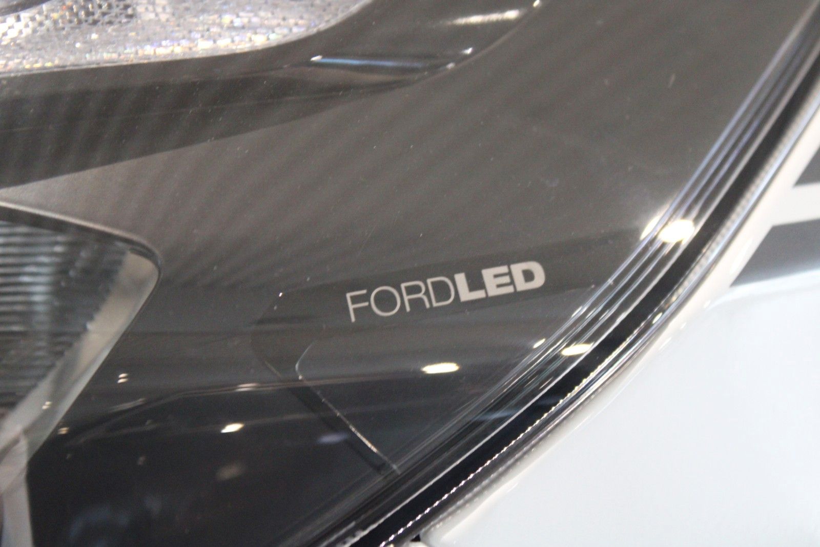 Fahrzeugabbildung Ford NUGGET L2 Active 40 JAHRE EDITION Aufstelldach