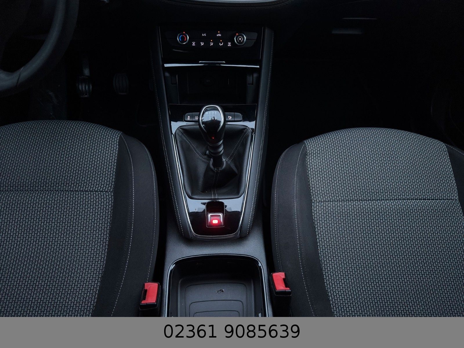 Fahrzeugabbildung Opel Grandland (X) 1.2 Selection /Start Stop/