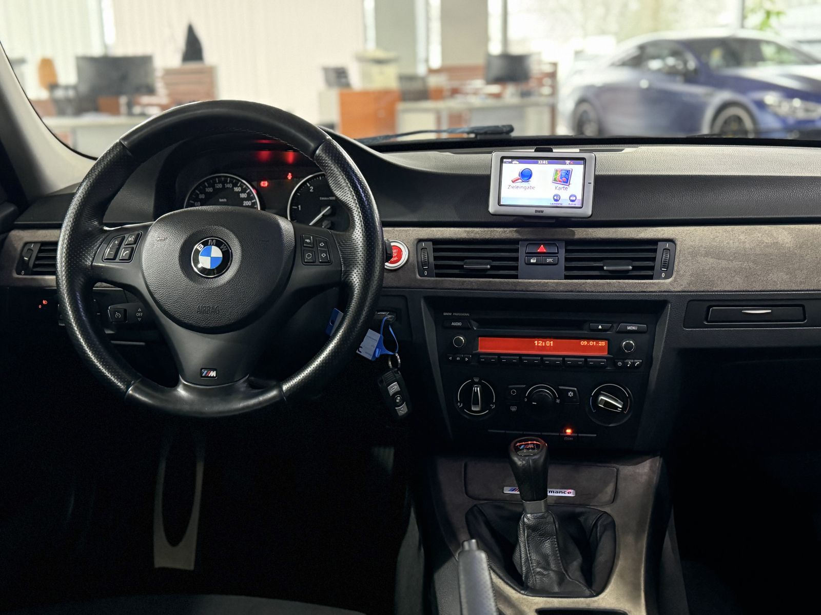 Fahrzeugabbildung BMW 316d Touring Tempomat Klima Navi