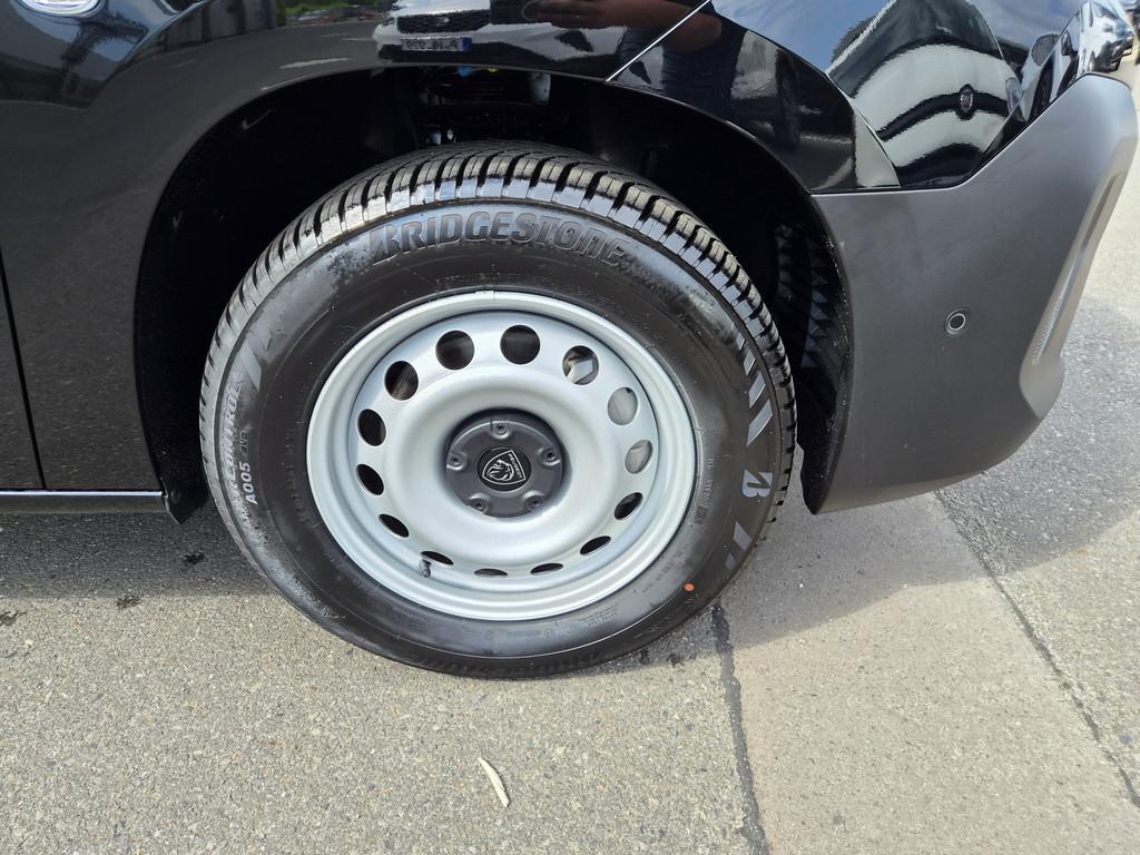 Peugeot Partner L1 Hdi 130 EAT8 AHZV vorrüstung Comfort 
