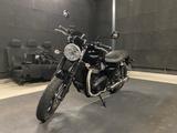 Triumph Street Twin - TRIUMPH STREET TWIN