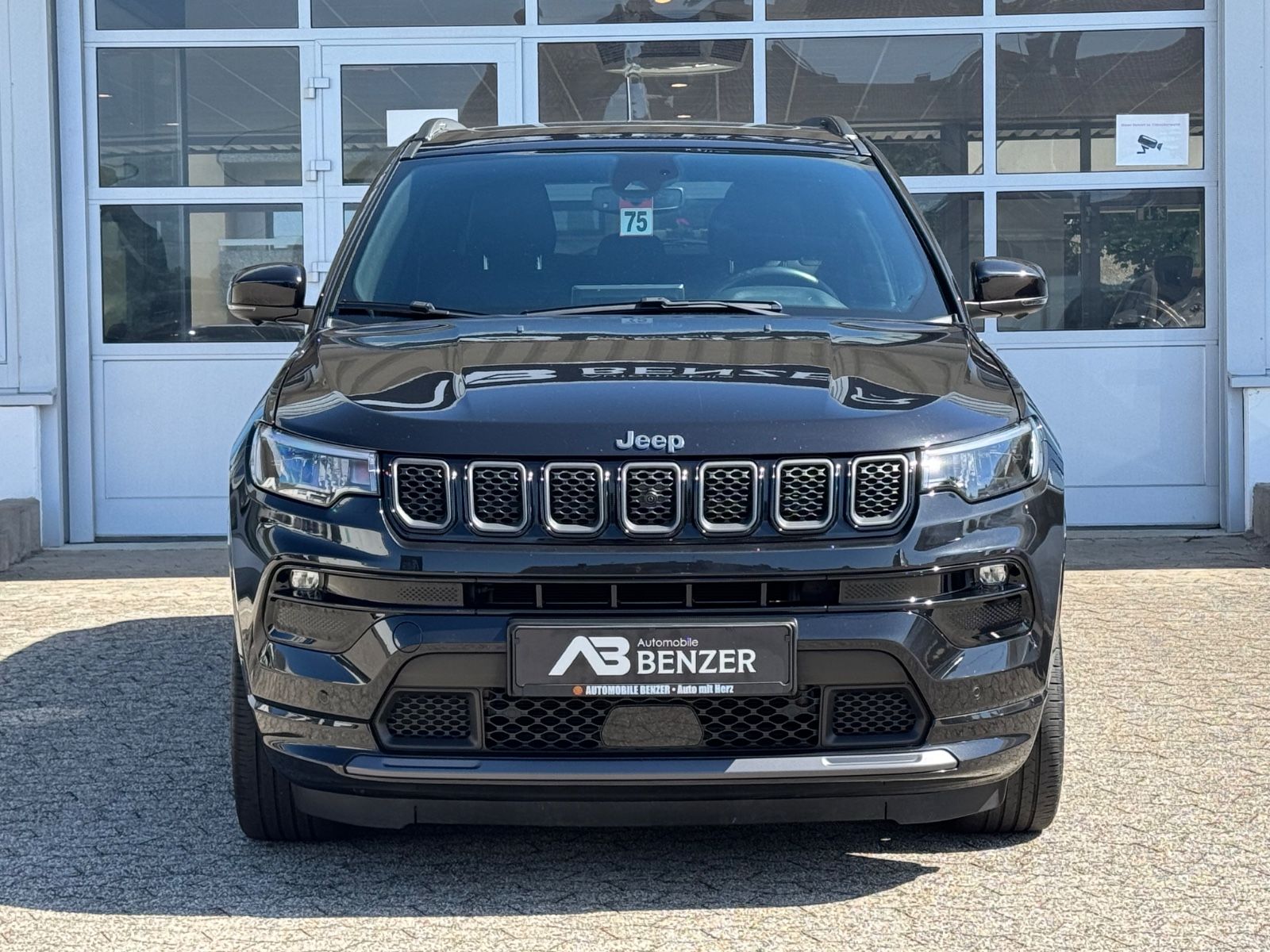 Fahrzeugabbildung Jeep Compass S Plug-In Hybrid 4WD/360°Cam/Leder/Pano/
