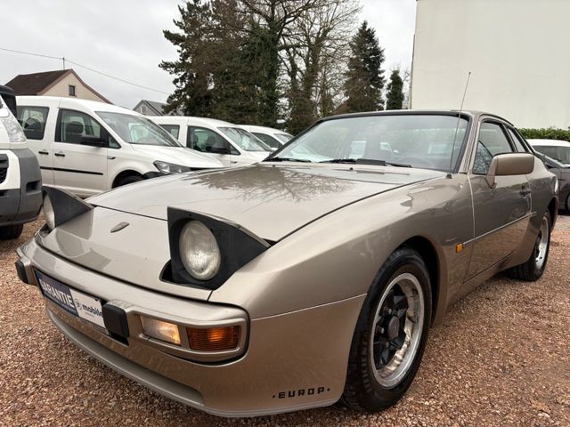 Porsche 944 2.5 120 KW / LEDER /