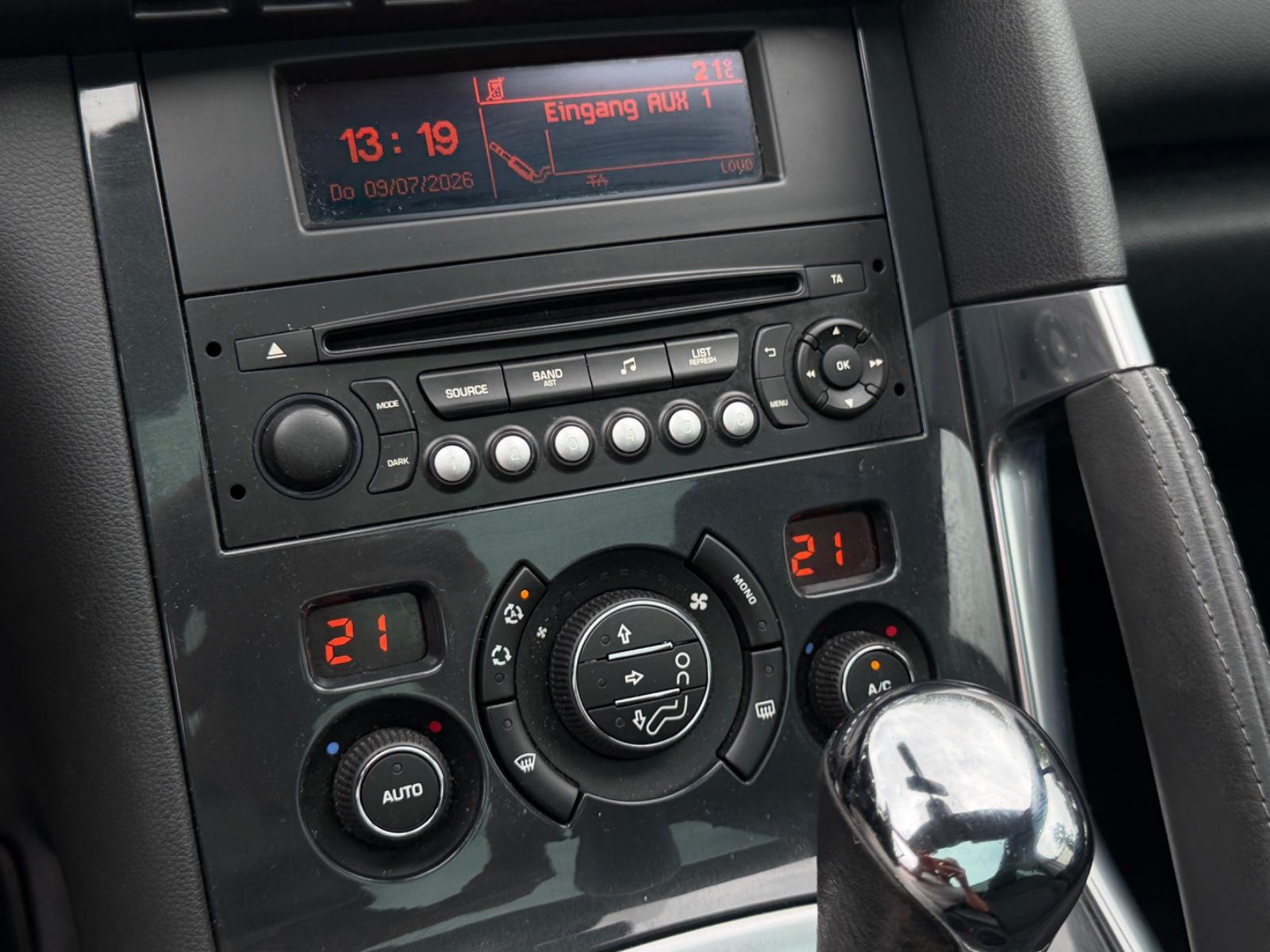 Peugeot 3008 1.6 HDI Allure Automatik Panorama Tempomat