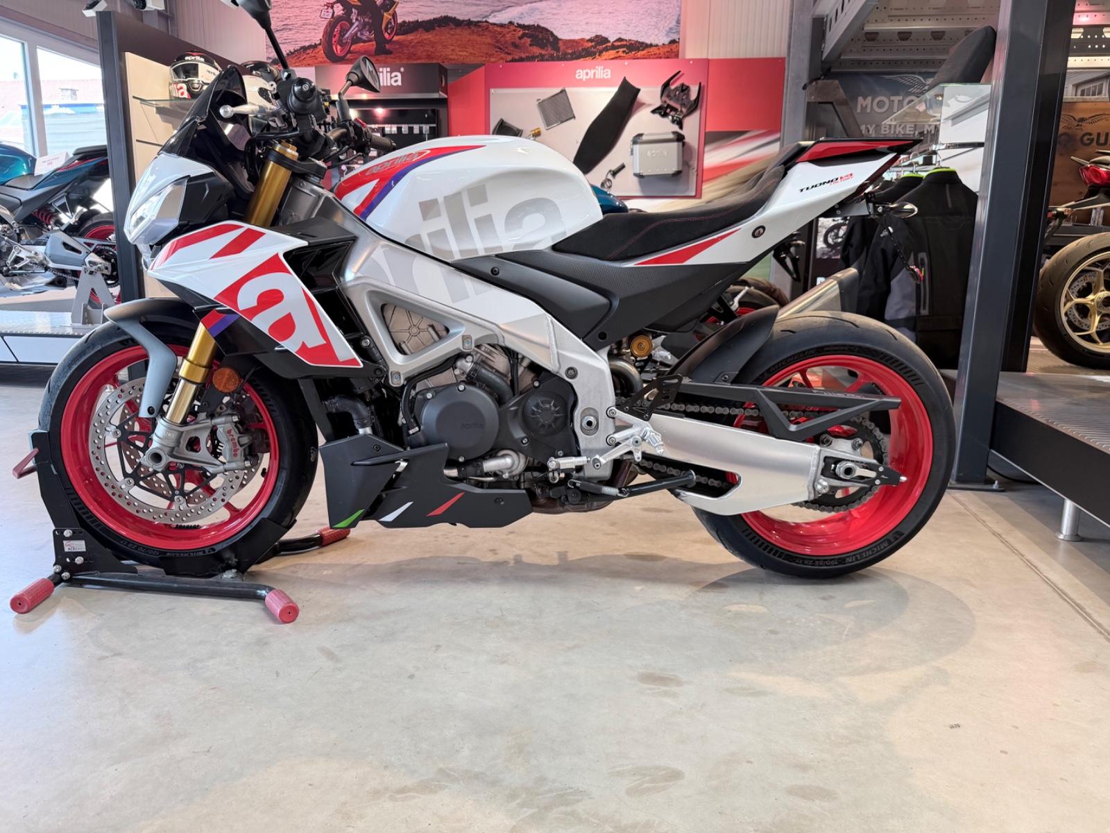 Aprilia Tuono v4 Factory E5 Werksgarantie Finanzierung