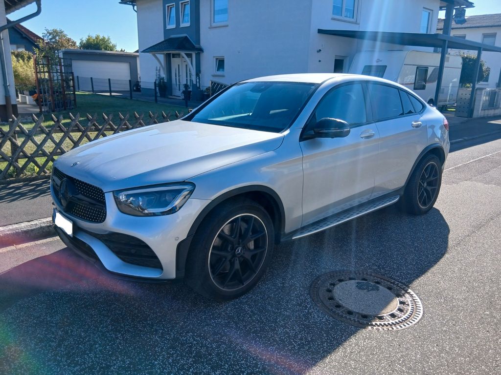 Image of Mercedes-Benz GLC 220