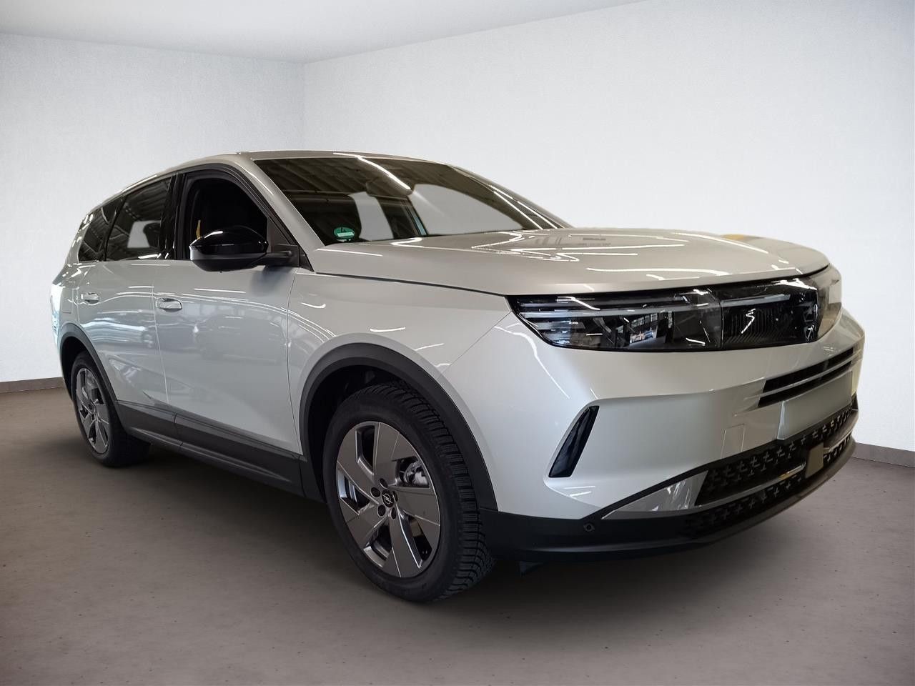 Fahrzeugabbildung Opel Grandland MildHybrid 107KW AT