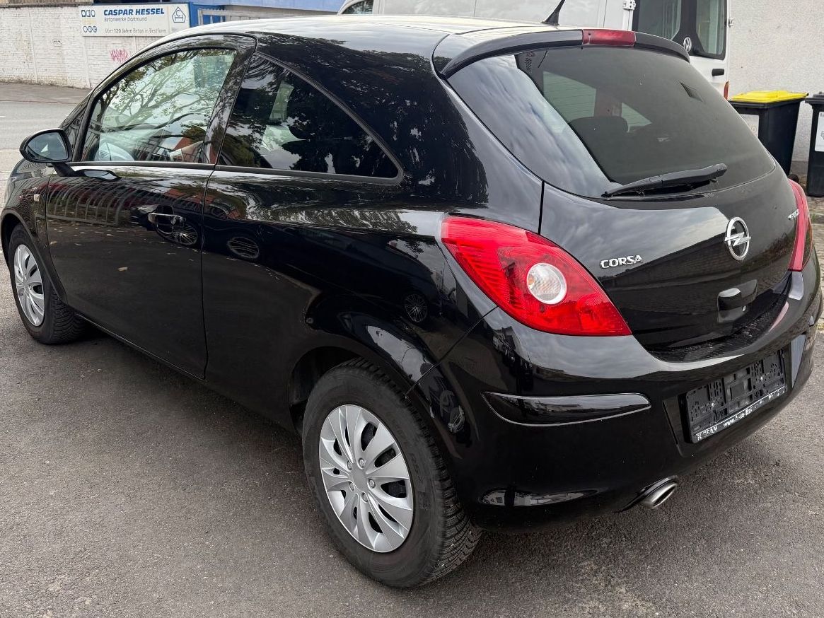 Fahrzeugabbildung Opel Corsa D Satellite TÜV NEU