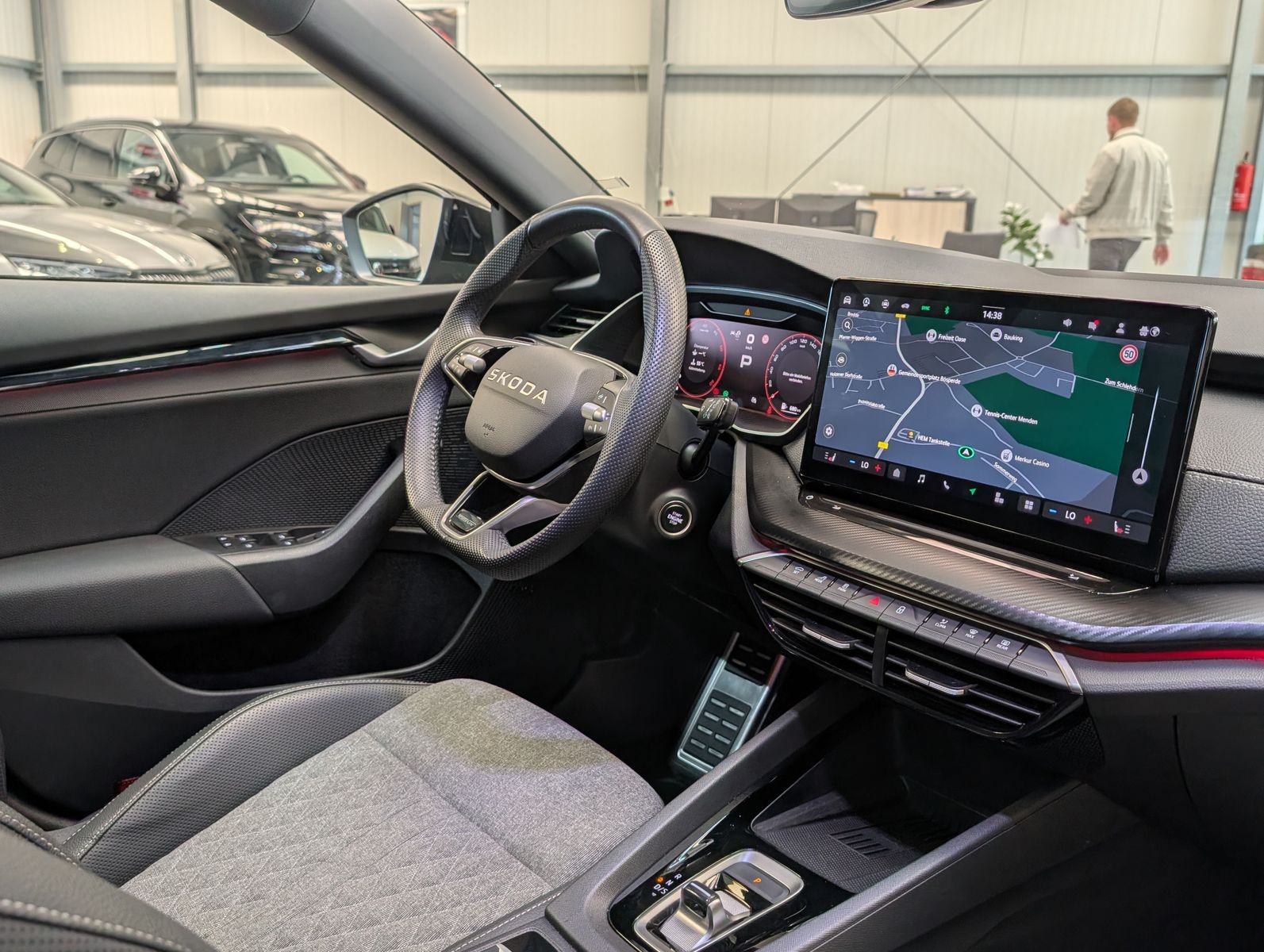 Fahrzeugabbildung SKODA Octavia 2.0 TDI Sportline Matrix Canton Pano ACC