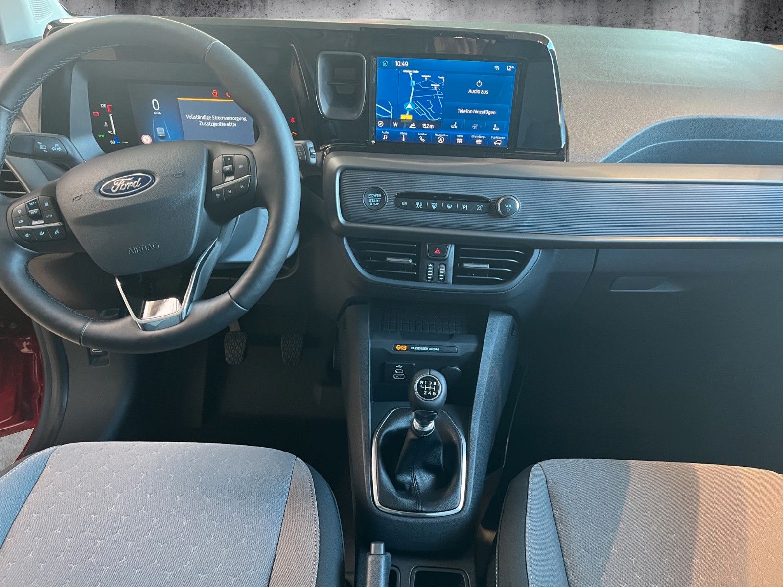 Fahrzeugabbildung Ford Transit Courier Limited