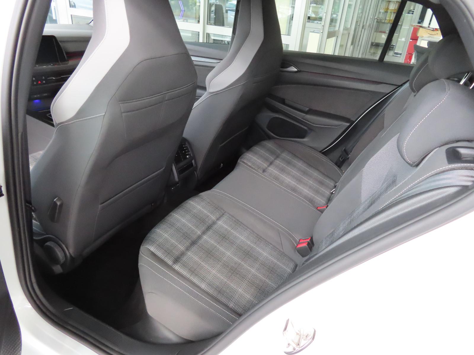 Volkswagen Golf VIII Lim. GTD NAVI LED, миниатюра 10
