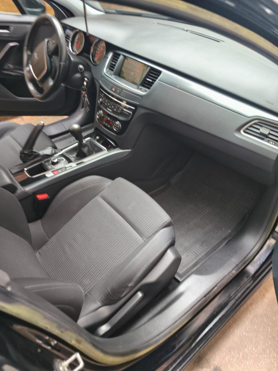 Peugeot 508 2012 — photo 9