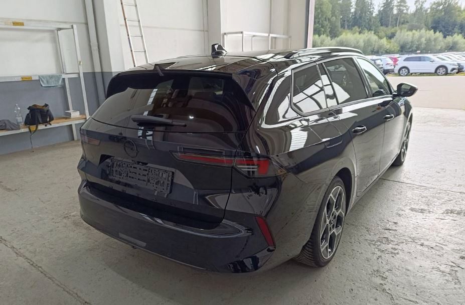 Fahrzeugabbildung Opel Astra L ST 1.2T ULTIMATE NAVI/LED/KAMERA/PANO/SH