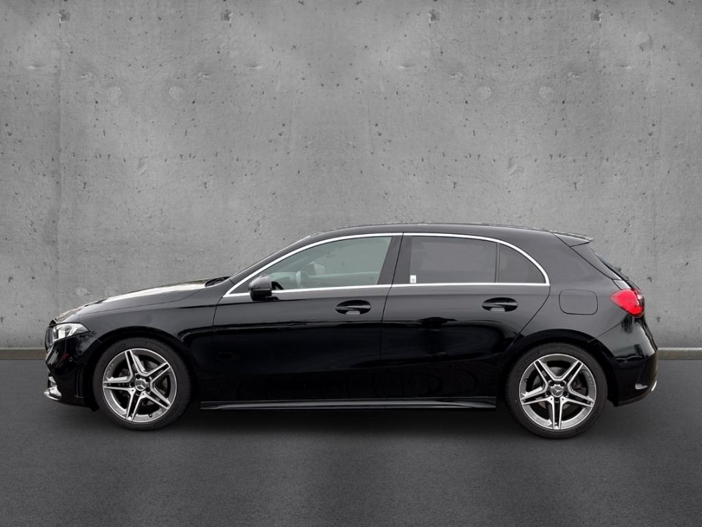 Mercedes-Benz A 200 AMG Line Navi Temp Widescreen SHZ PDC