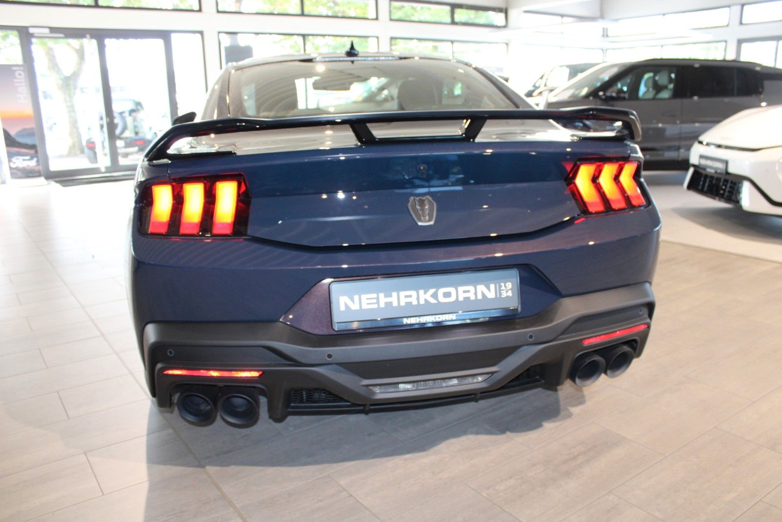 Fahrzeugabbildung Ford Mustang 5.0 Ti-VCT V8 Dark Horse AUTOMATIK