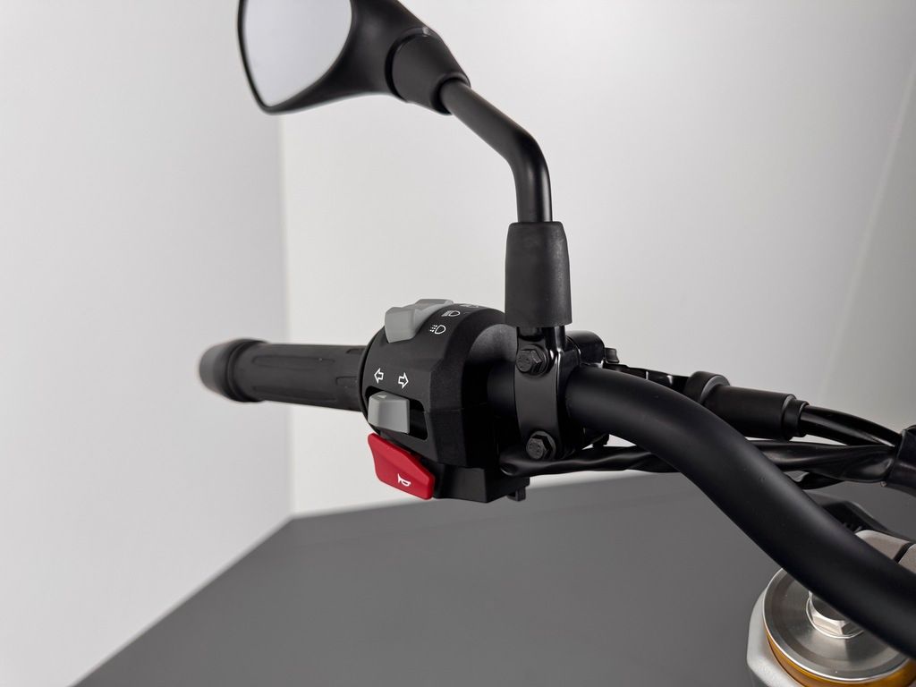 Fahrzeugabbildung BMW G310 R *NEUWERTIGER ZUSTAND