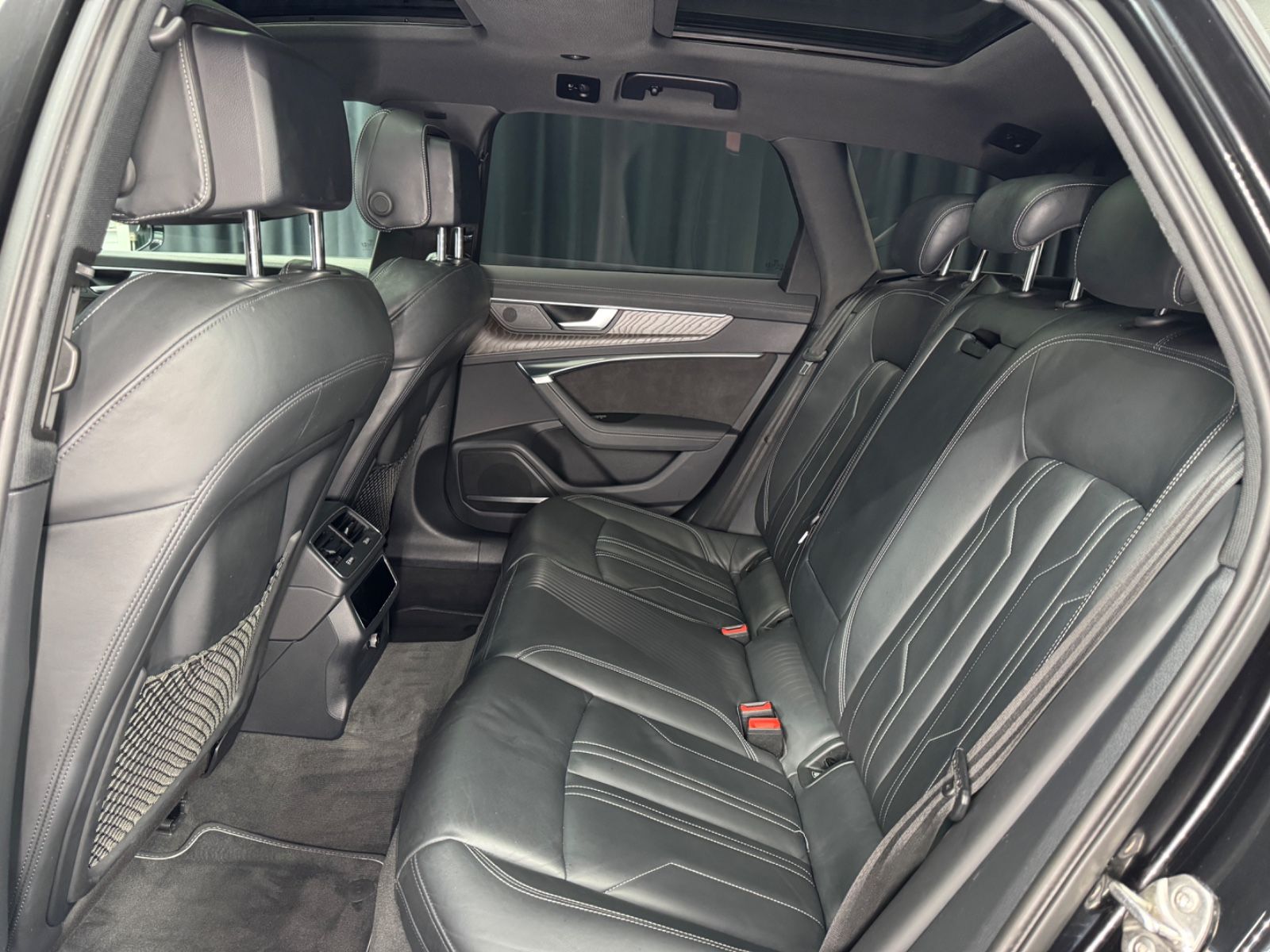 Fahrzeugabbildung Audi A6 Avant 50 TDI quattro sport|S-LINE|PANO|MATRIX