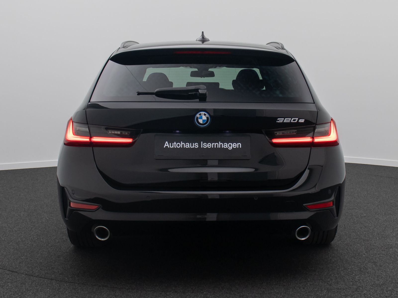 Fahrzeugabbildung BMW 320e Alarm LED DAB Panorama Leder M Sportleder