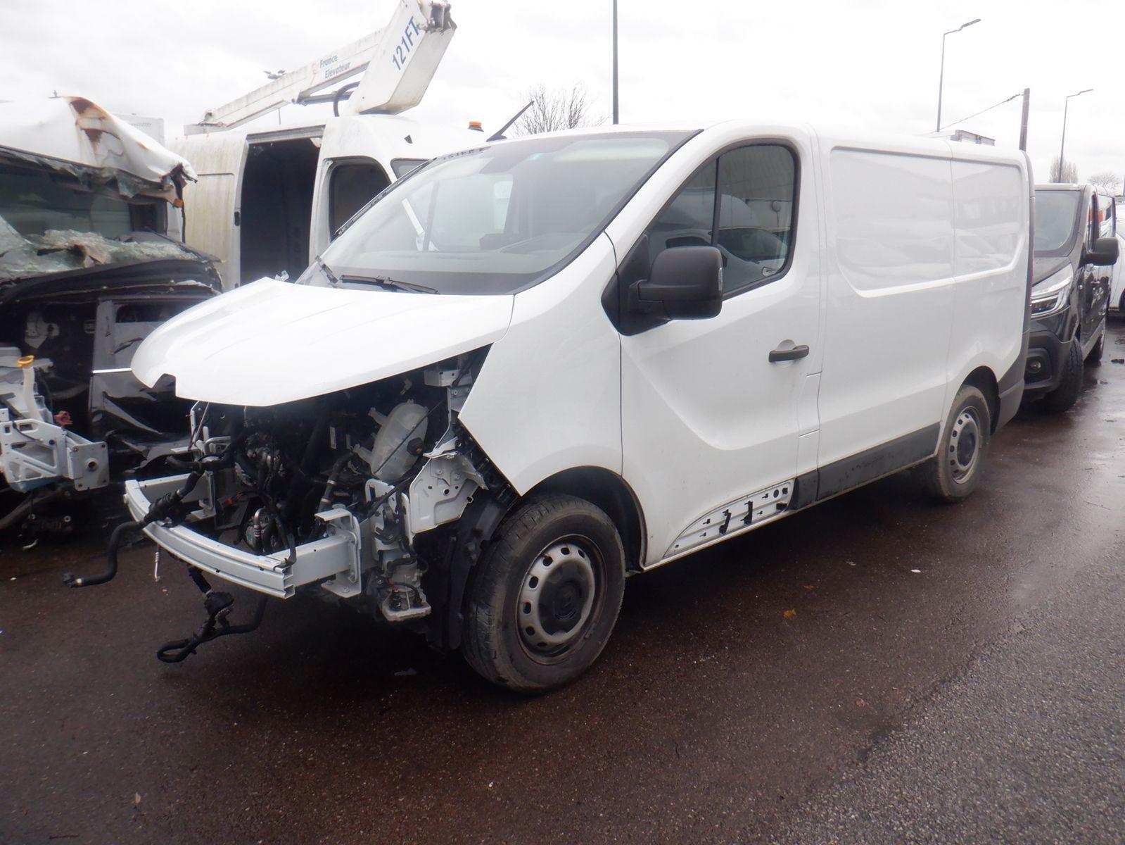 Renault TRAFIC L1H1 2T8 2.0 BLUE DCI 110CH ADVANCE -24