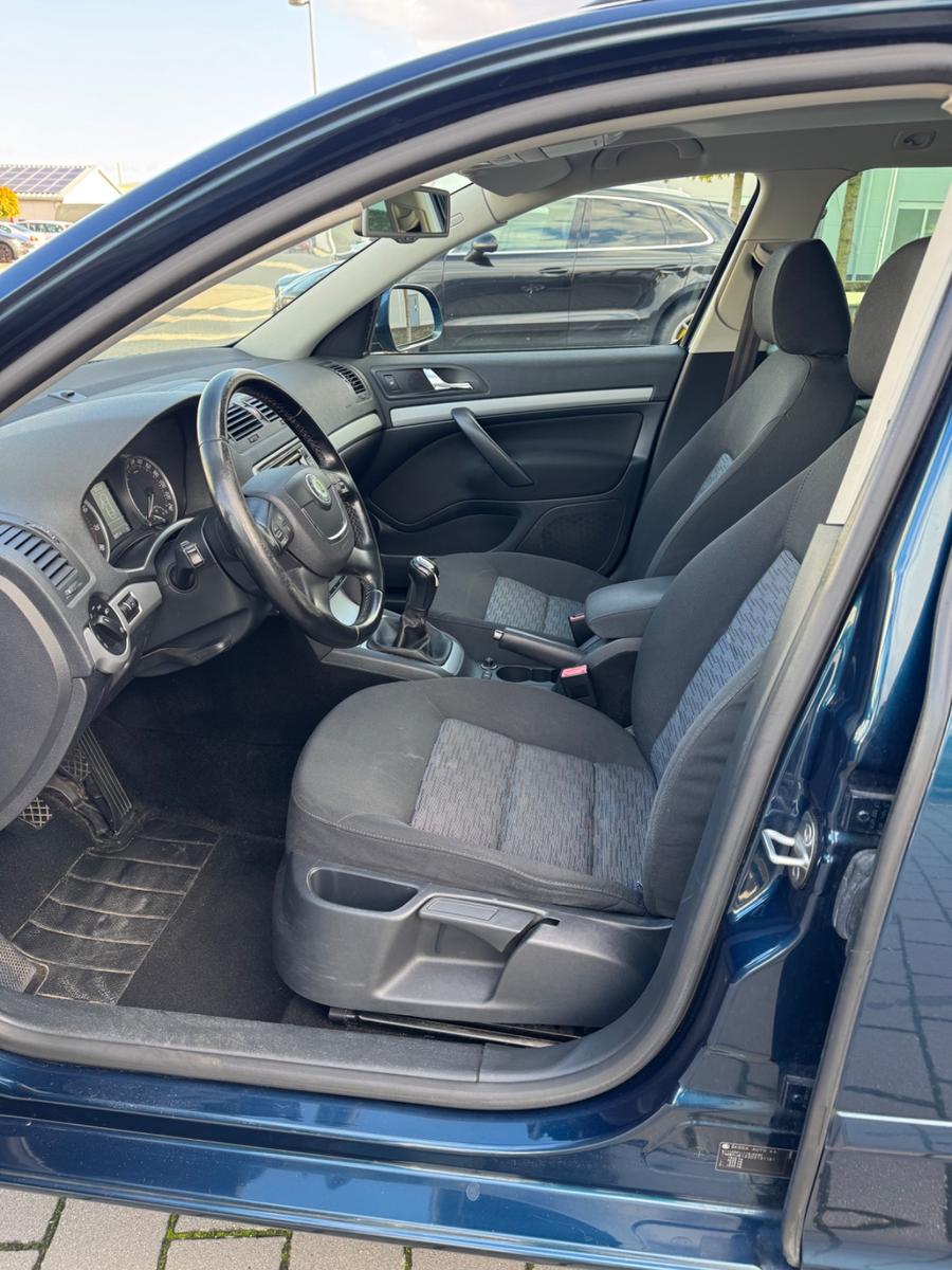 Skoda Octavia 2013 — photo 13