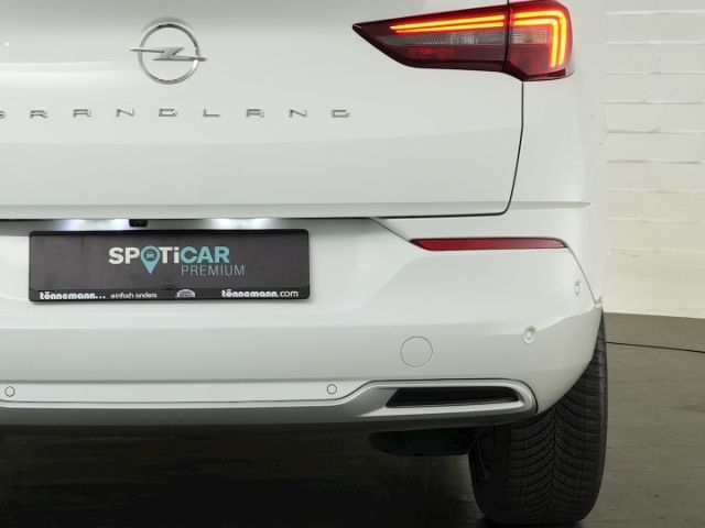 Grandland ELEGANCE AT+LED MATRIX+NAVI+360 GRAD K