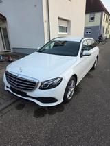 Mercedes-Benz E 200 T Autom. - - Mercedes-Benz E 200 in Karlsruhe