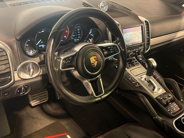 Porsche Cayenne GTS,Pano,Bose,Memory,Luft,21Zoll,S-Abgas