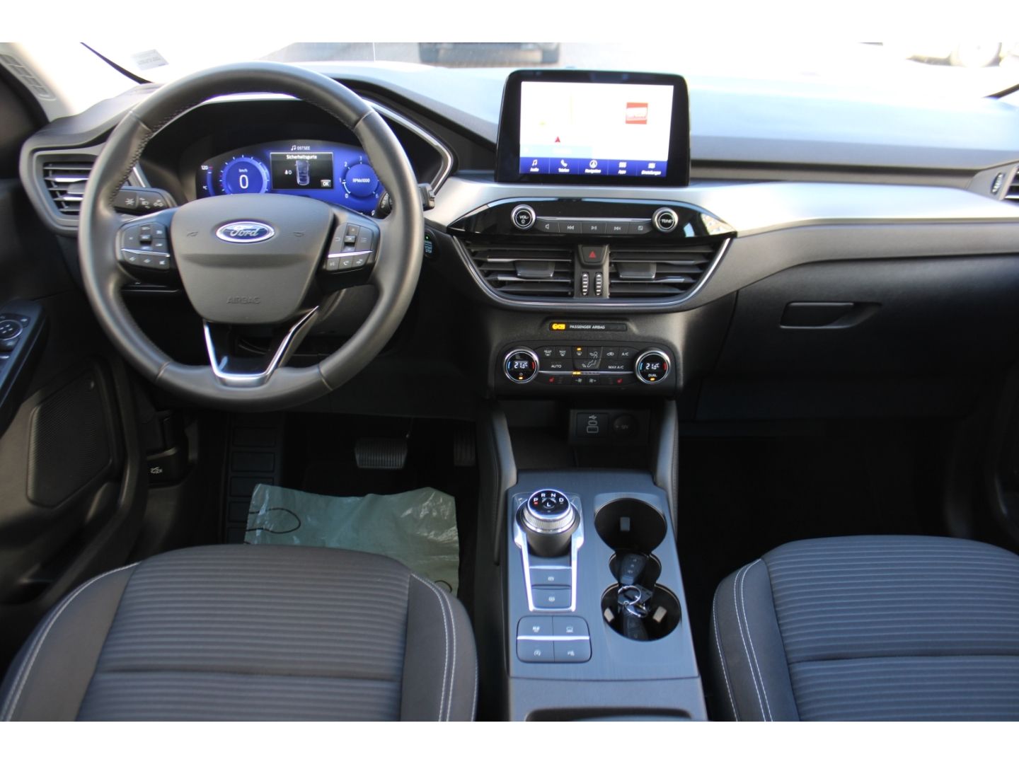 Fahrzeugabbildung Ford Kuga Titanium 2.0 EcoBlue 4x4 LED HeadUp Navi RF