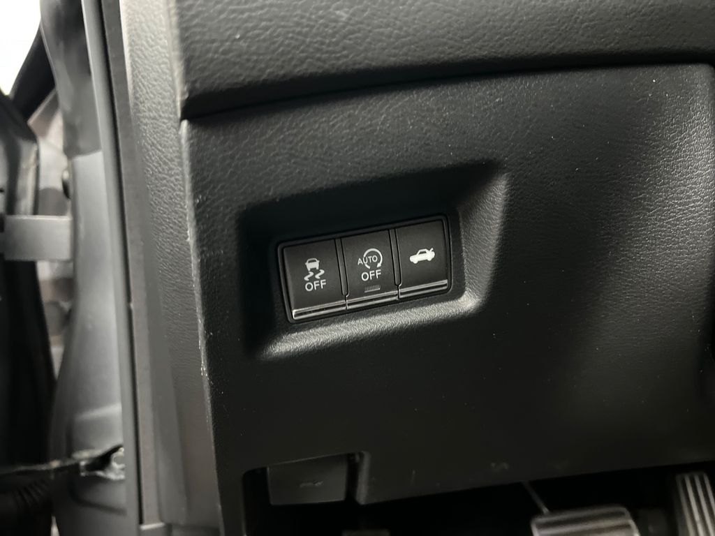 INFINITI Q60 2.0 TURBO/ 2.H/ VOLLAUSSTATTUNG/ CARBON INFINITI Q60 2.0 TURBO/ 2.H/ VOLLAUSSTATTUNG/ CARBON