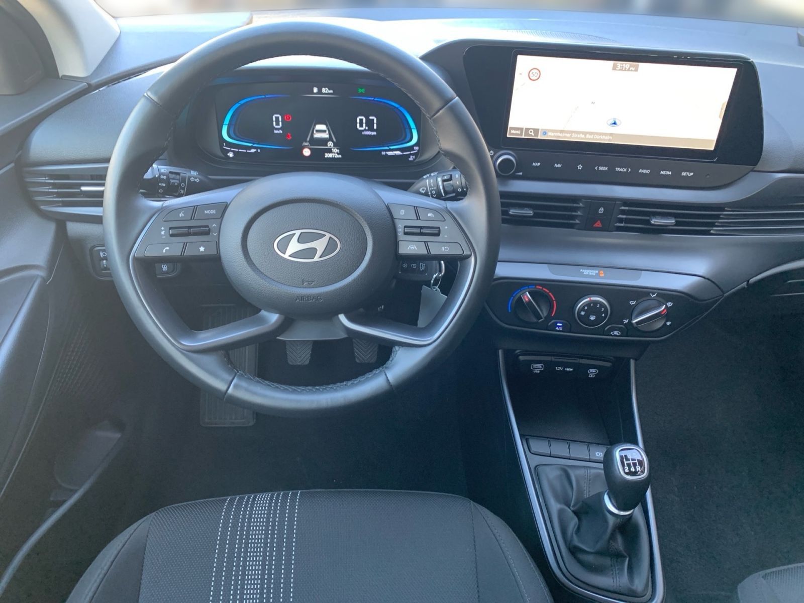 Fahrzeugabbildung Hyundai i20 1.2 Select Funktions Paket Navi