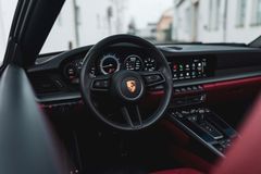Fahrzeugabbildung Porsche 992 Carrera 4S Cabrio *1. HAND / BOSE / LED*