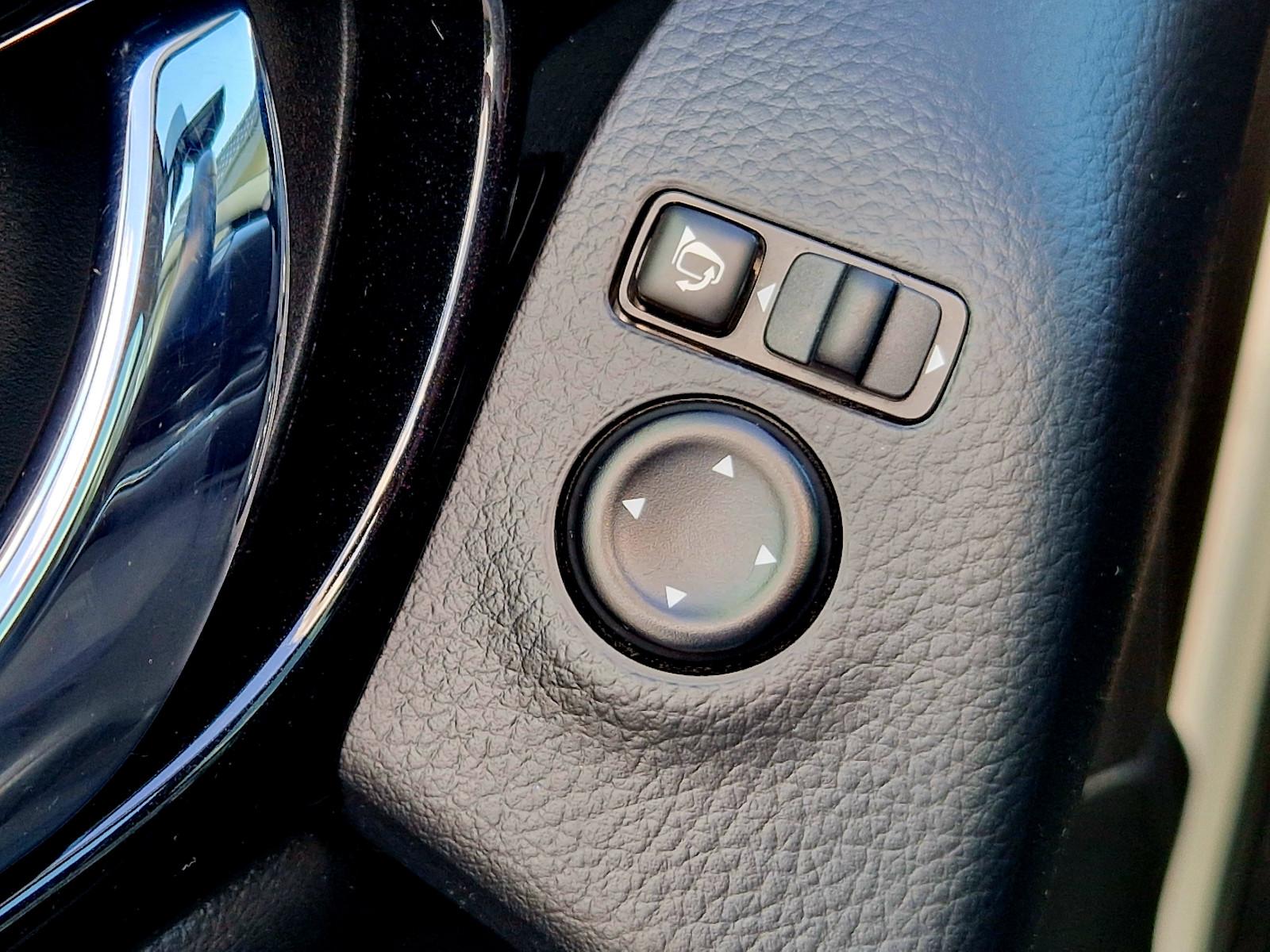 Nissan Qashqai N-Connecta (Automatik, Navi, Kamera)