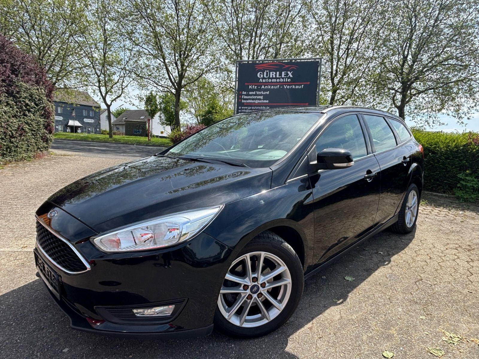 Ford Focus - 1