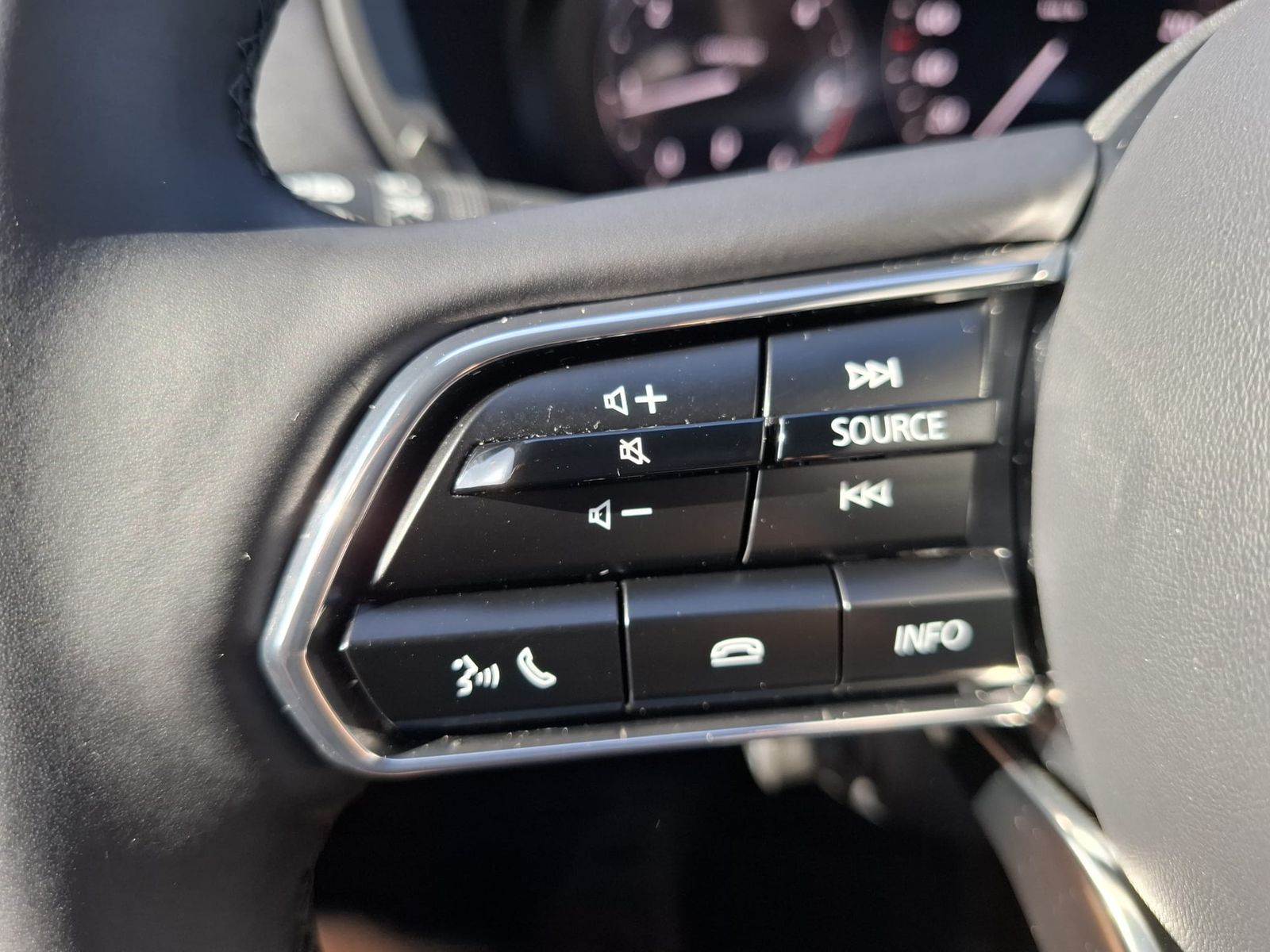 Изображение автомобиля Mazda CX-60 HOMURA AWD MATRIX*BOSE*LEATHER*HUD*ACC*360°