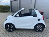 Smart ForTwo Cabrio/EQ Passion 22KW NAVI PDC Dach rot - Smart: For2