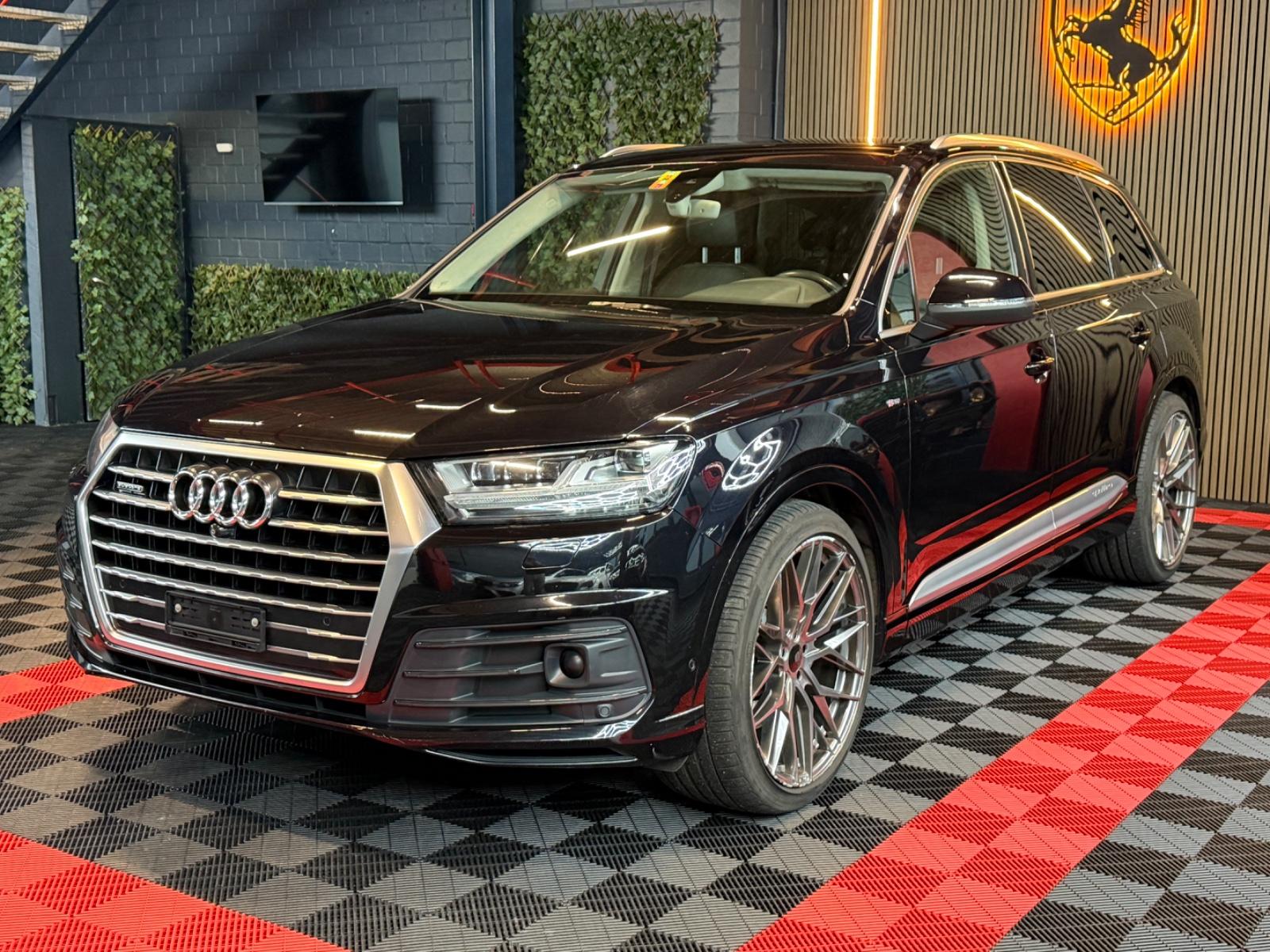 Audi Q7 3.0 TFSI S-LINE/QUATTRO/PANO/7SITZER/MwsT/AHK