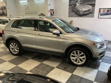 Volkswagen Tiguan - 5