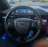 Ford Mustang Mach-E Dual-Emotor Ext Range 358kW A... - Ford Mustang Mach-E von privat