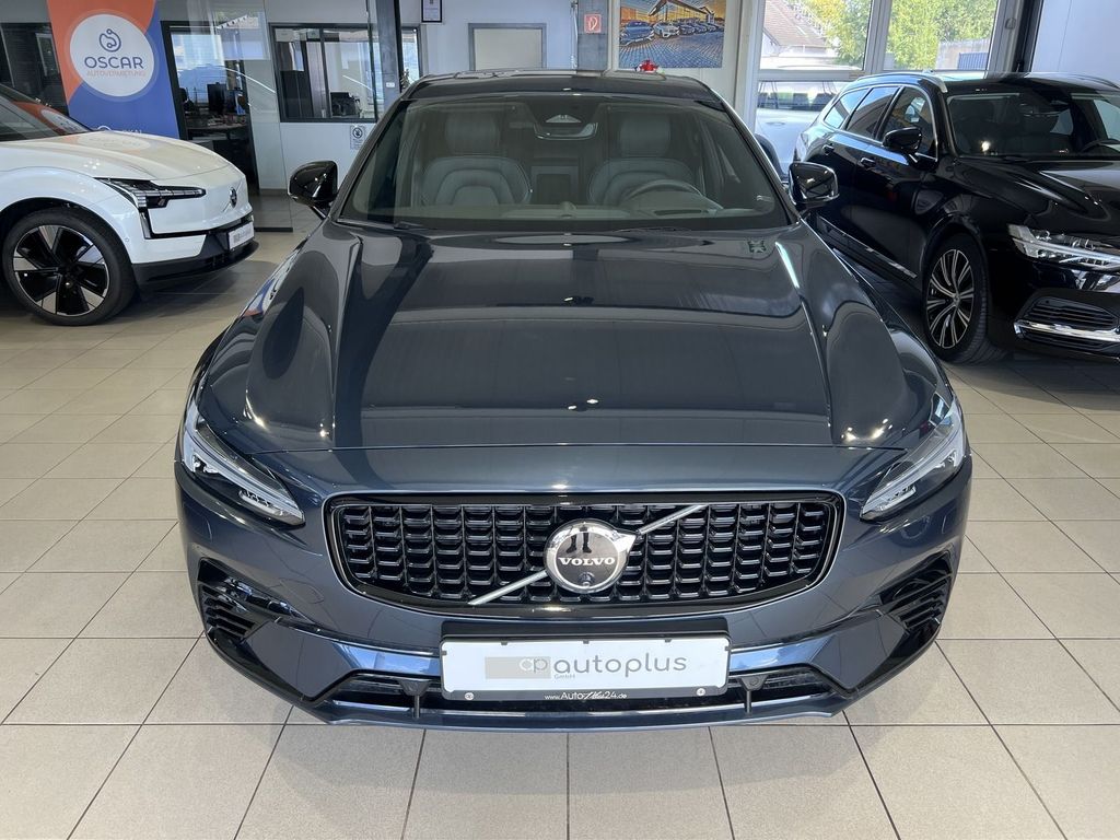 Volvo S90 T8 Ultimate Dark Recharge AWD BLIS FourC B&W