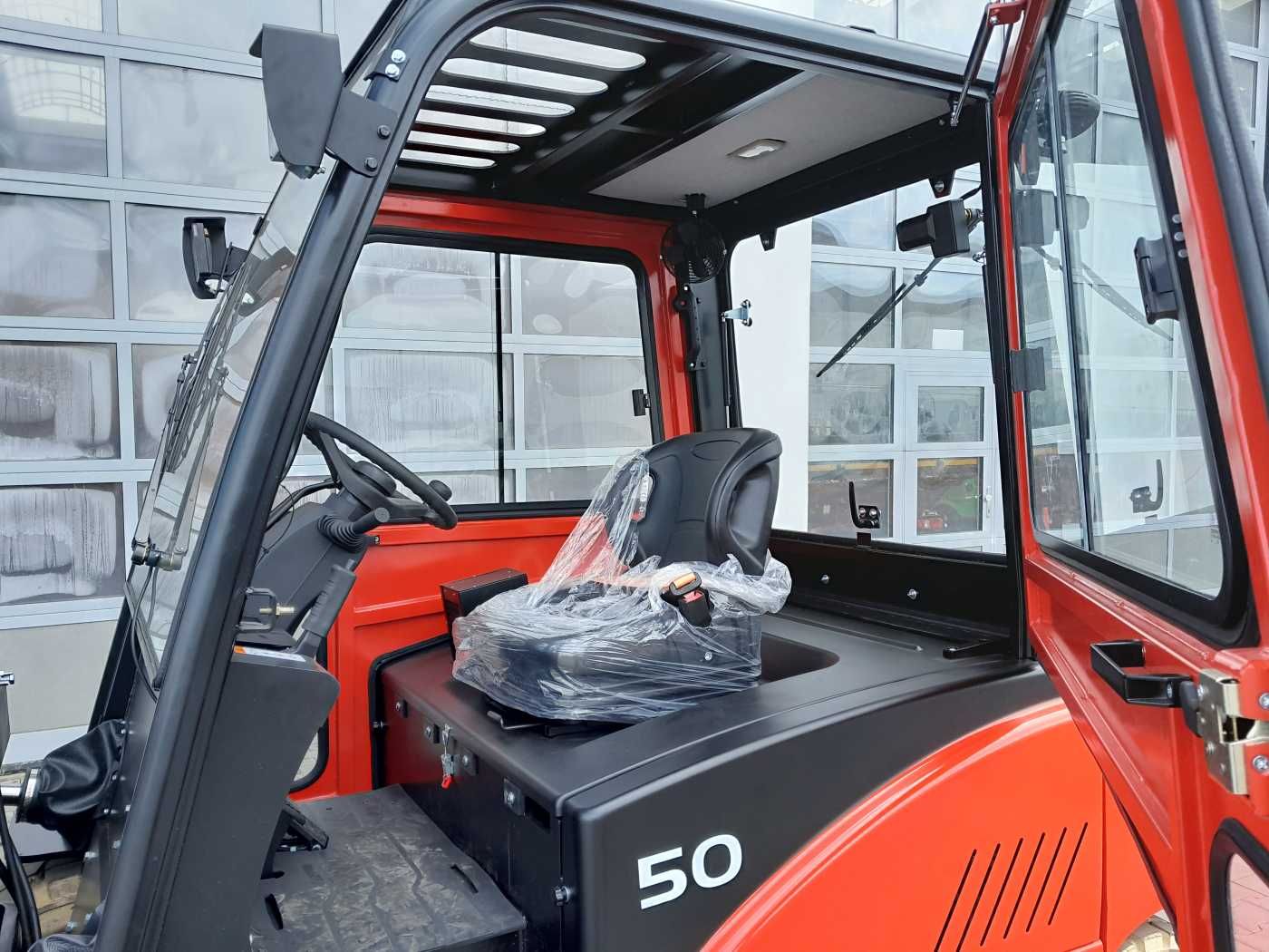 Fahrzeugabbildung Andere EP Equipment CPD50F8 / 5T / Triplex: 5,00m / ZVG