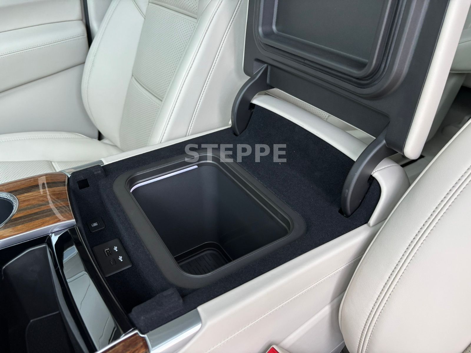 Cadillac Escalade FACELIFT MY26 6.2 V8 Platinum Luxury24"