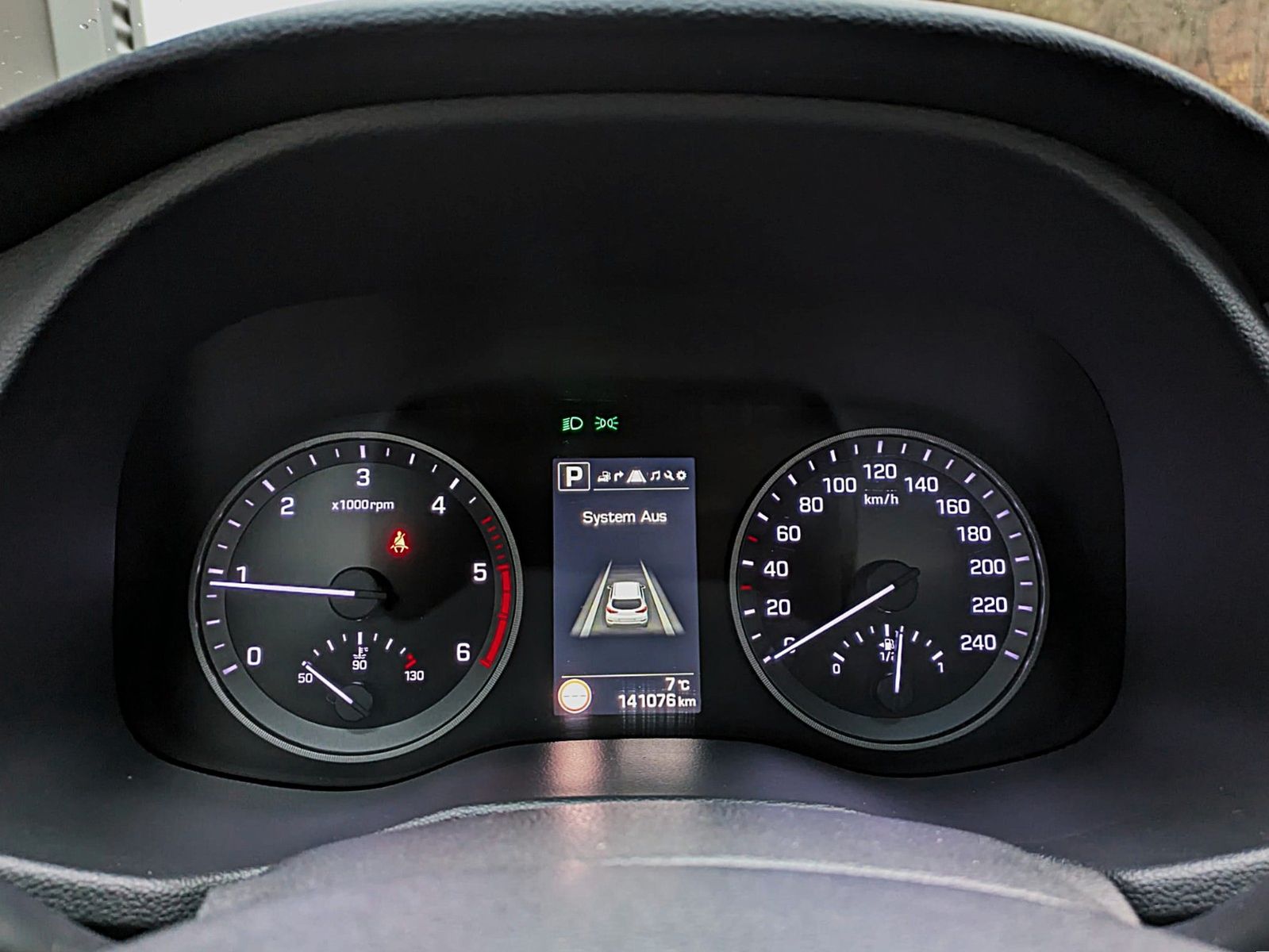 Fahrzeugabbildung Hyundai Tucson PREMIUM 4WD LEDER NAVI PANO PARKASS. LED