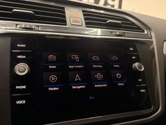VW Tiguan ISOFIX LED KLIMAAUTO DAB LENK+SITZHZG
