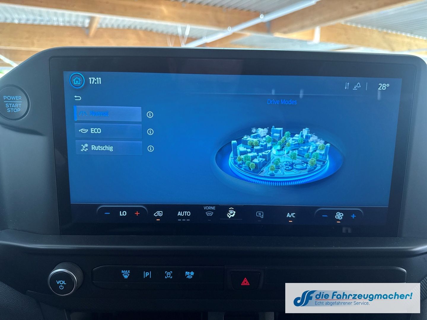 Fahrzeugabbildung Ford Transit Custom Kasten 320 L2 Trend FWD 2.0 EcoBl