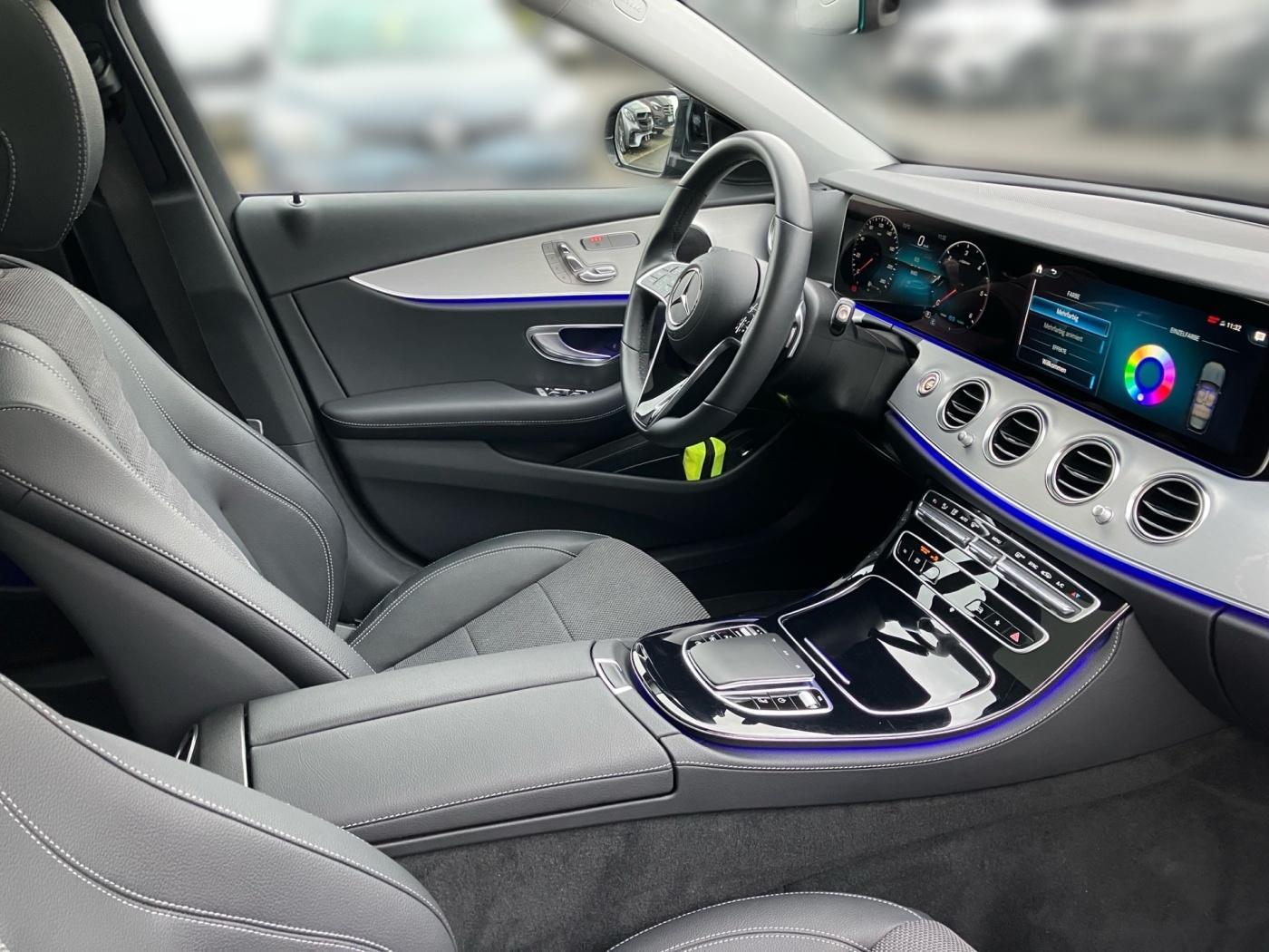 Mercedes-Benz E 220 d T AMG Memory*LEDmulti*360*EasyP*Panorama