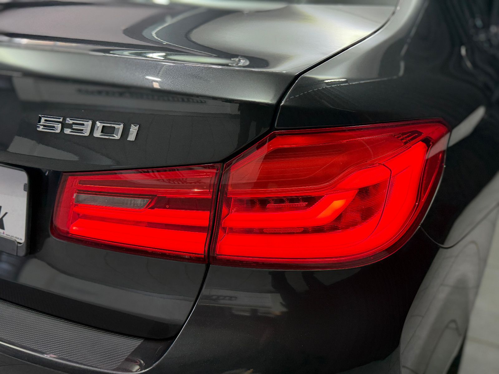 Fahrzeugabbildung BMW BMW 530i Lim xDrive M SPORT|HEAD-UP|360"|NAVI|