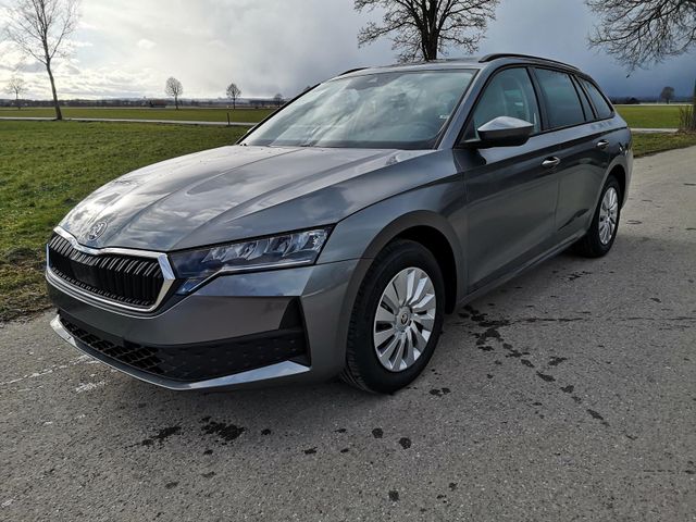 Skoda Octavia Kombi 1.5 TSI AHK Sitzh LED GRA GV5