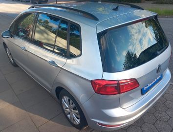 Volkswagen Golf - 6